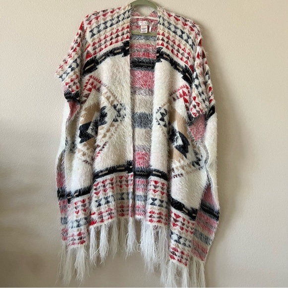 Free People Sweaters - Free People X Southwestern Aztec Fuzzy Soft Poncho Cardigan Fringe Boho